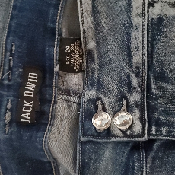 Jeans - Picture 3 of 3